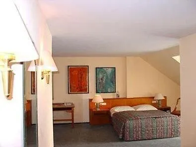 Otel Galerie Leipziger Hof 4*