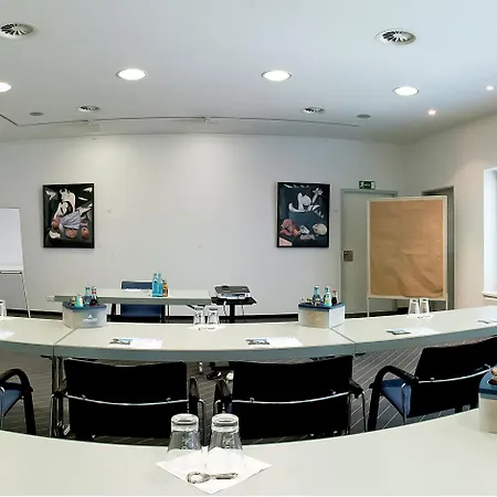 Otel Galerie Leipziger Hof 4*